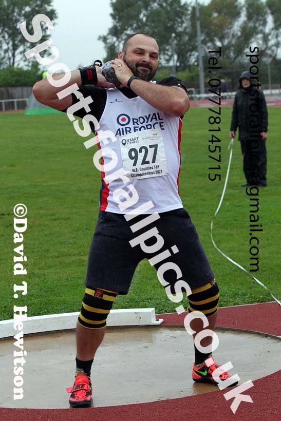 Mens and Boys shot putt, 2021 North Eastern Track and Field Champs., Middesbrough. Photo: David T. Hewitson/Sports for All Pics